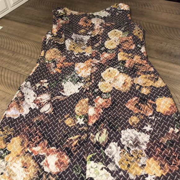 Tabitha Textured Keyhole Shift Dress 2 Convenient Pockets. Gorgeous Colors Lined - Picture 16 of 17